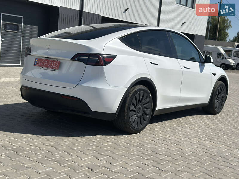 Позашляховик / Кросовер Tesla Model Y 2024 в Вінниці