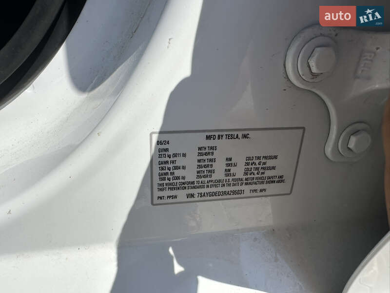 Позашляховик / Кросовер Tesla Model Y 2024 в Вінниці