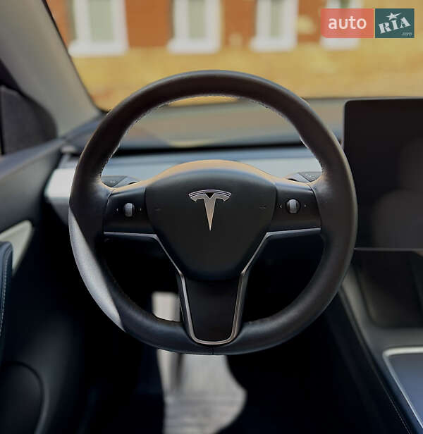Внедорожник / Кроссовер Tesla Model Y 2021 в Белой Церкви
