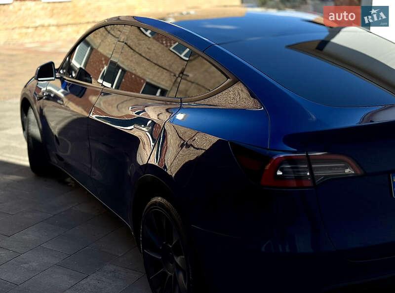 Внедорожник / Кроссовер Tesla Model Y 2021 в Белой Церкви