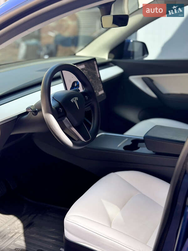 Внедорожник / Кроссовер Tesla Model Y 2021 в Белой Церкви