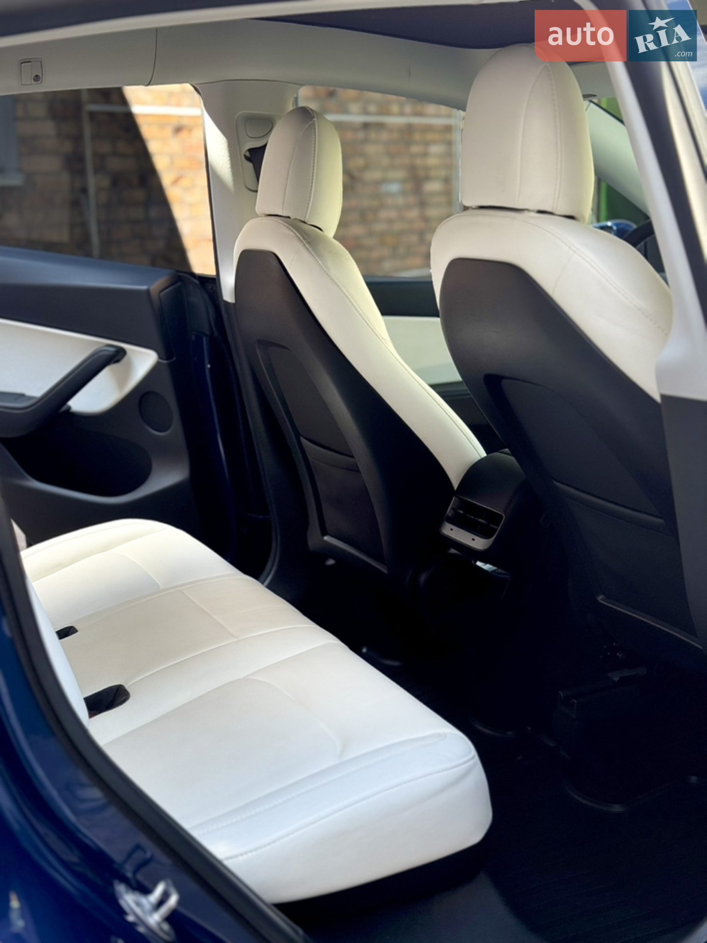 2021 Tesla Model Y - мініатюра 13