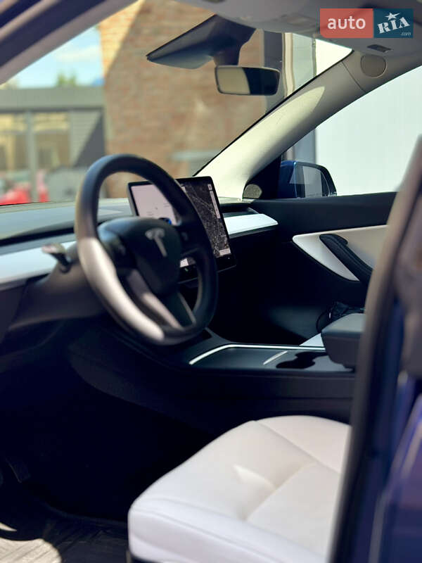Внедорожник / Кроссовер Tesla Model Y 2021 в Белой Церкви