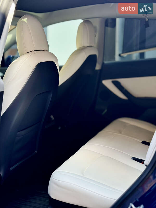 Позашляховик / Кросовер Tesla Model Y 2021 в Білій Церкві