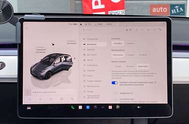 Внедорожник / Кроссовер Tesla Model Y 2022 в 