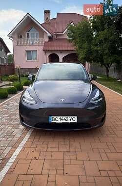 Внедорожник / Кроссовер Tesla Model Y 2021 в 