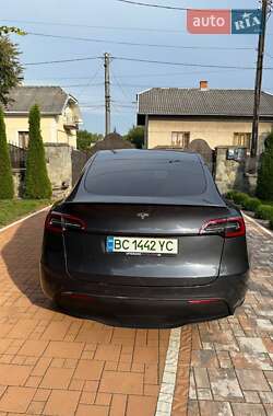 Внедорожник / Кроссовер Tesla Model Y 2021 в 