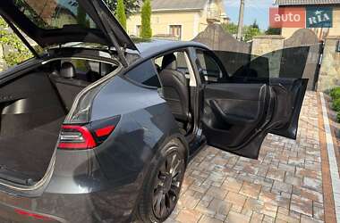 Внедорожник / Кроссовер Tesla Model Y 2021 в 