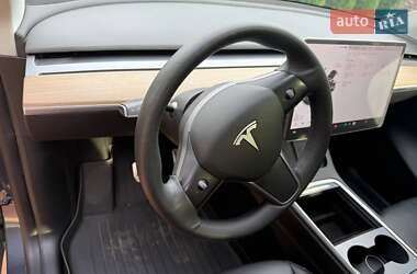 Внедорожник / Кроссовер Tesla Model Y 2021 в 