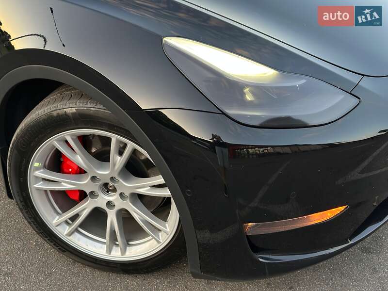 Позашляховик / Кросовер Tesla Model Y 2022 в Кам'янському