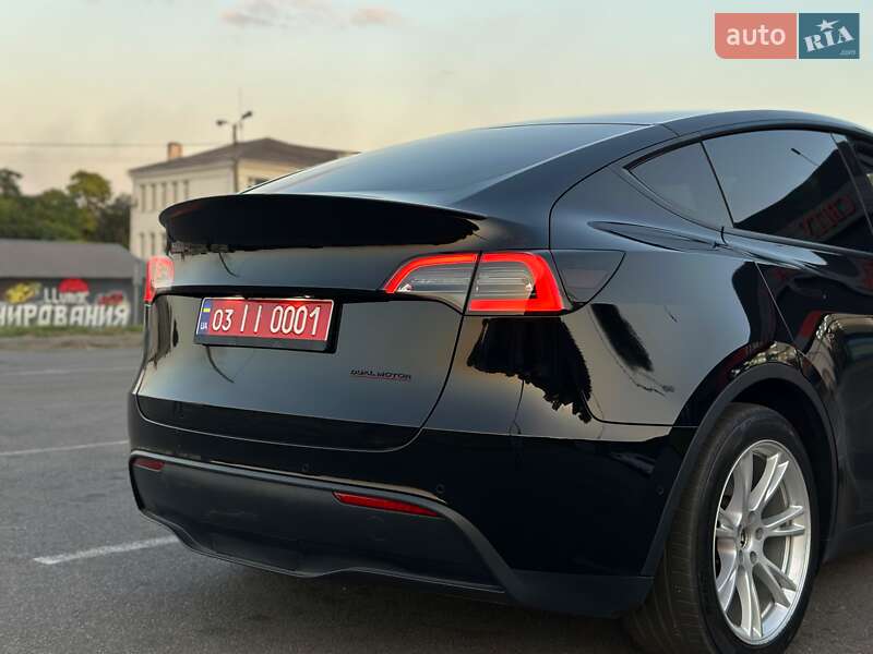 Позашляховик / Кросовер Tesla Model Y 2022 в Кам'янському