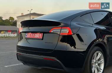 Внедорожник / Кроссовер Tesla Model Y 2022 в 