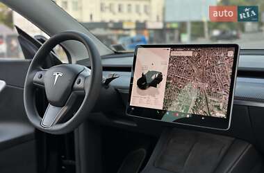 Внедорожник / Кроссовер Tesla Model Y 2022 в 