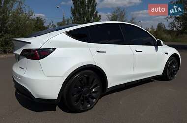 Внедорожник / Кроссовер Tesla Model Y 2022 в 