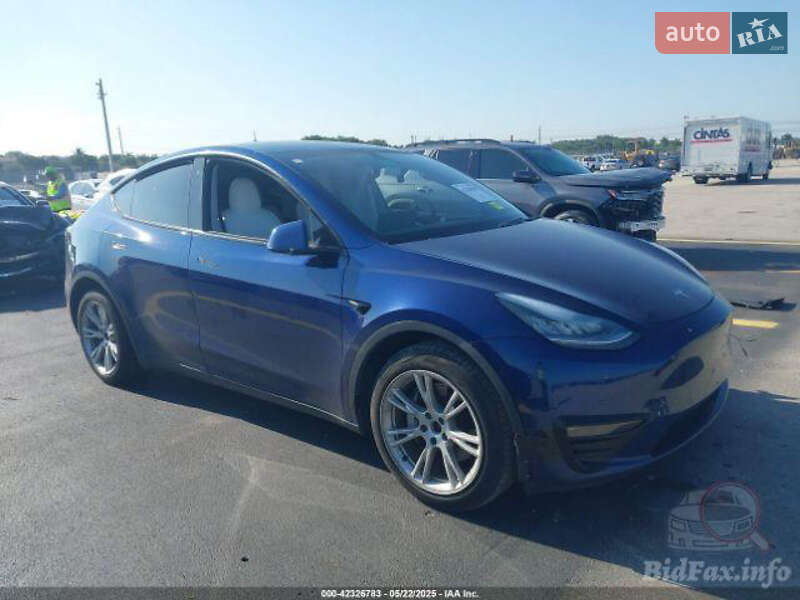 Tesla Model Y 2020