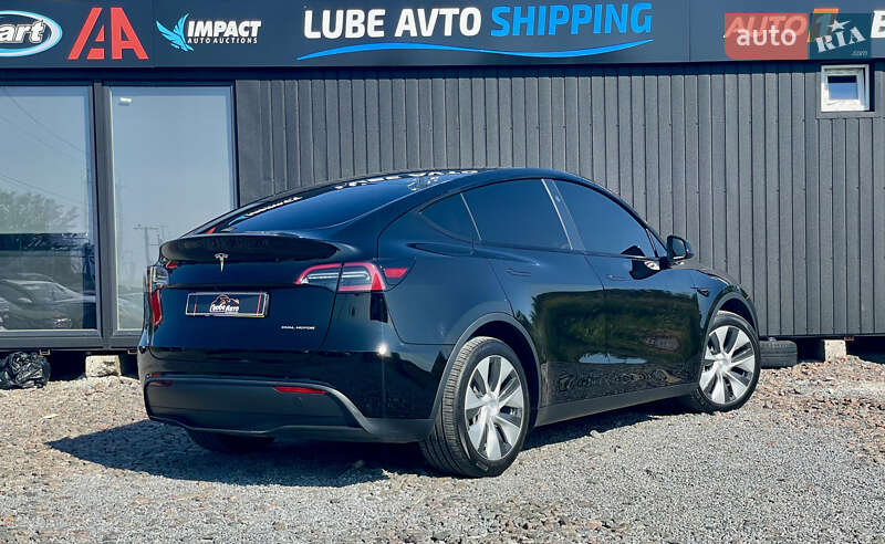 Позашляховик / Кросовер Tesla Model Y 2024 в Львові