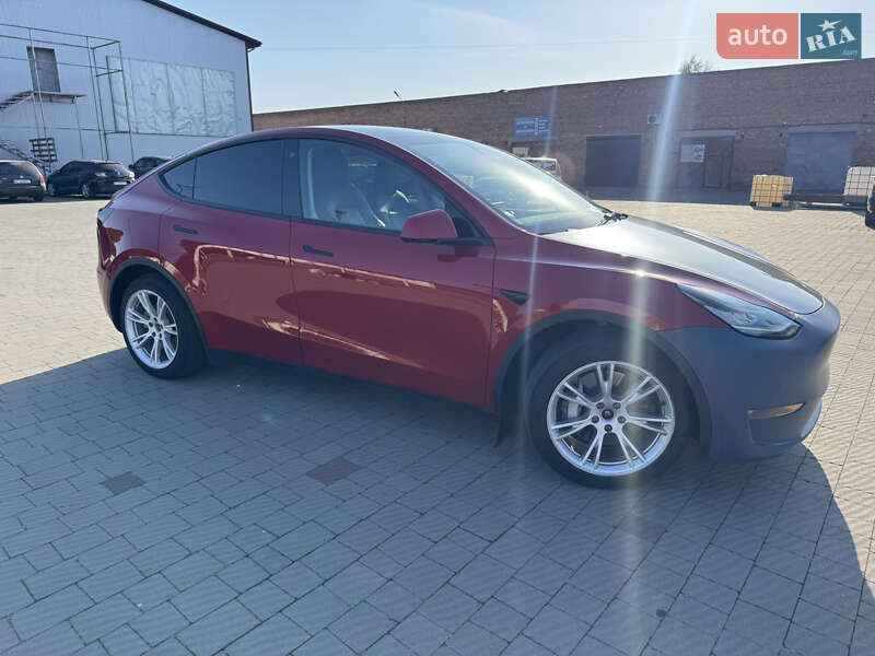Внедорожник / Кроссовер Tesla Model Y 2021 в Луцке фото 2 Внедорожник / Кроссовер Tesla Model Y 2021 в Луцке