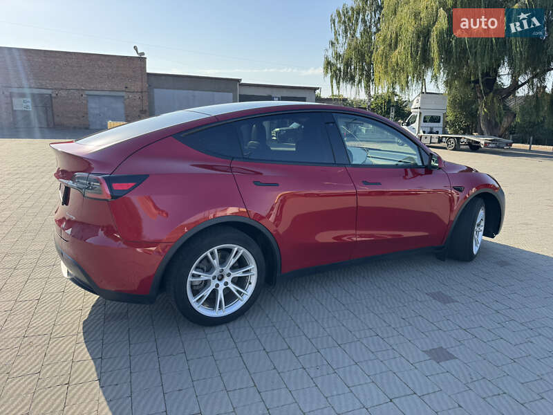 Внедорожник / Кроссовер Tesla Model Y 2021 в Луцке фото 4 Внедорожник / Кроссовер Tesla Model Y 2021 в Луцке
