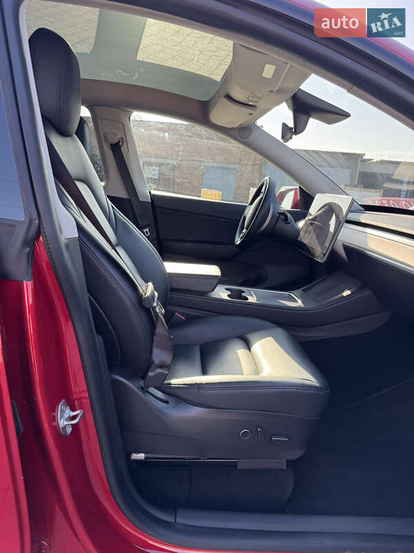 Внедорожник / Кроссовер Tesla Model Y 2021 в Луцке фото 26 Внедорожник / Кроссовер Tesla Model Y 2021 в Луцке
