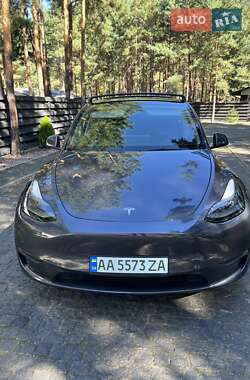 Внедорожник / Кроссовер Tesla Model Y 2023 в Киеве