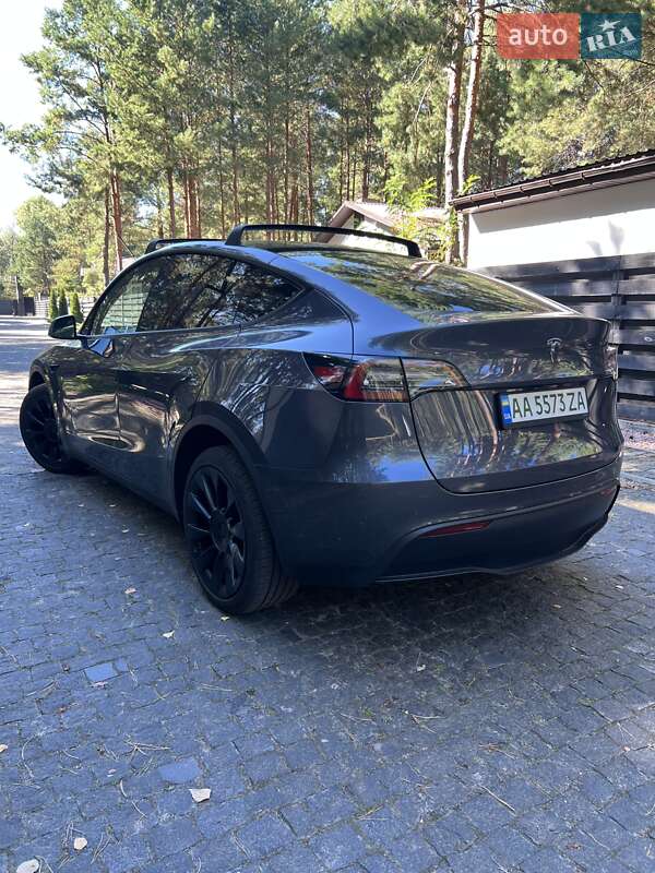 Внедорожник / Кроссовер Tesla Model Y 2023 в Киеве