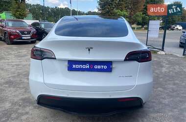 Позашляховик / Кросовер Tesla Model Y 2021 в 