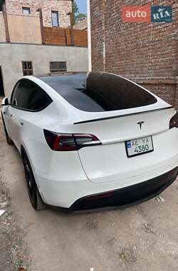 Внедорожник / Кроссовер Tesla Model Y 2021 в 
