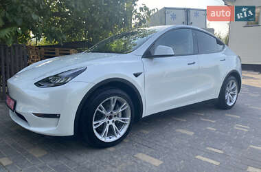 Внедорожник / Кроссовер Tesla Model Y 2022 в 