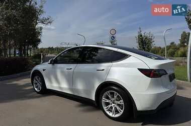 Позашляховик / Кросовер Tesla Model Y 2021 в 
