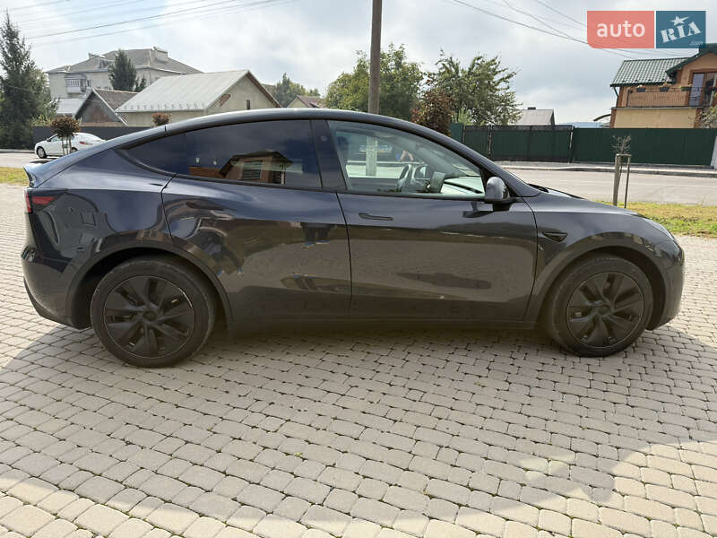 Позашляховик / Кросовер Tesla Model Y 2024 в Івано-Франківську фото 7 Позашляховик / Кросовер Tesla Model Y 2024 в Івано-Франківську