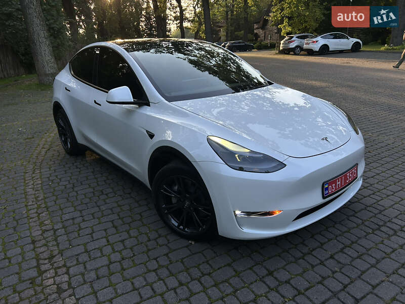 Внедорожник / Кроссовер Tesla Model Y 2022 в Львове