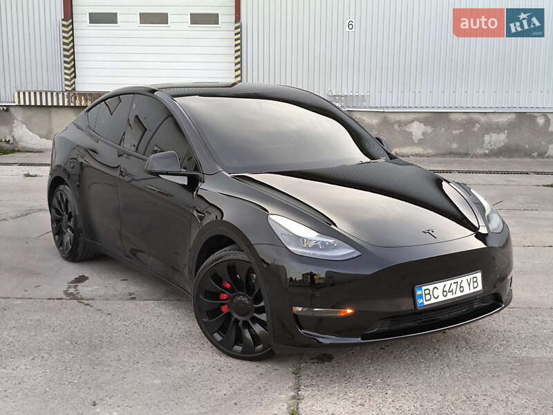 Tesla Model Y 2021