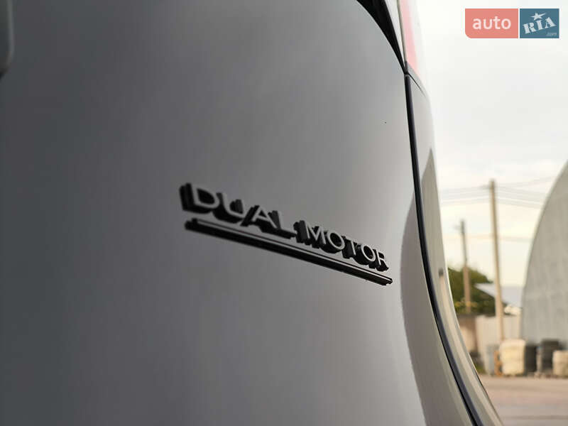 Позашляховик / Кросовер Tesla Model Y 2021 в Львові фото 16 Позашляховик / Кросовер Tesla Model Y 2021 в Львові