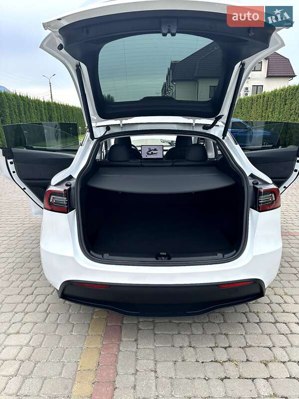 Внедорожник / Кроссовер Tesla Model Y 2024 в Дунаевцах фото 2 Внедорожник / Кроссовер Tesla Model Y 2024 в Дунаевцах