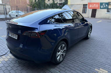 Внедорожник / Кроссовер Tesla Model Y 2023 в 