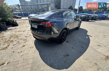 Внедорожник / Кроссовер Tesla Model Y 2024 в 