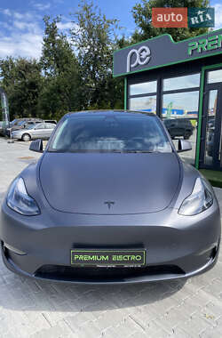 Позашляховик / Кросовер Tesla Model Y 2023 в 