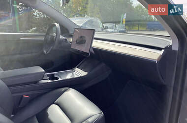 Позашляховик / Кросовер Tesla Model Y 2023 в 
