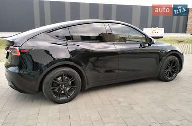 Позашляховик / Кросовер Tesla Model Y 2022 в 