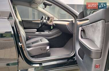 Позашляховик / Кросовер Tesla Model Y 2022 в 