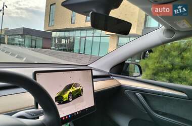 Позашляховик / Кросовер Tesla Model Y 2022 в 