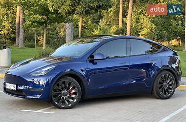 Внедорожник / Кроссовер Tesla Model Y 2022 в Киеве
