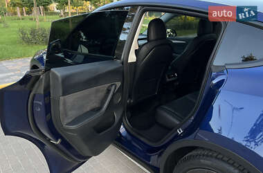 Внедорожник / Кроссовер Tesla Model Y 2022 в 
