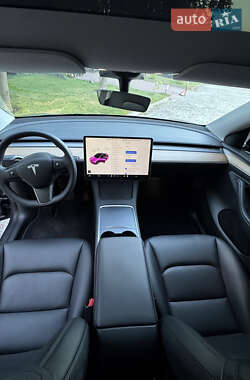Позашляховик / Кросовер Tesla Model Y 2022 в 