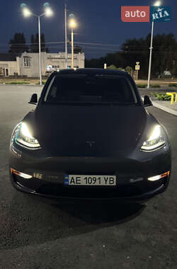 Позашляховик / Кросовер Tesla Model Y 2022 в 