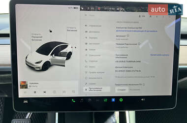 Позашляховик / Кросовер Tesla Model Y 2020 в 