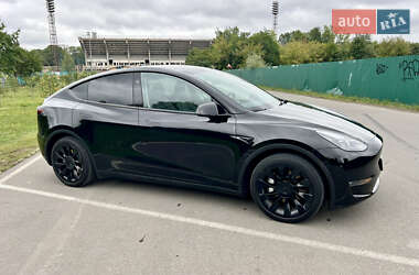 Позашляховик / Кросовер Tesla Model Y 2023 в 