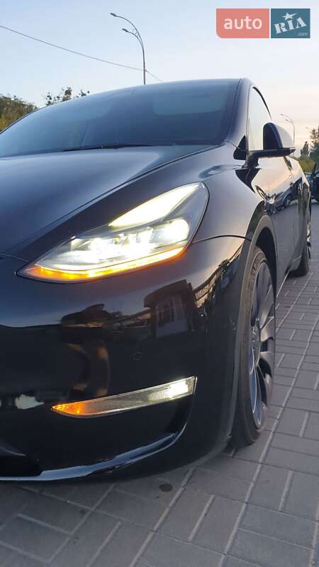 Внедорожник / Кроссовер Tesla Model Y 2021 в Киеве фото 19 Внедорожник / Кроссовер Tesla Model Y 2021 в Киеве