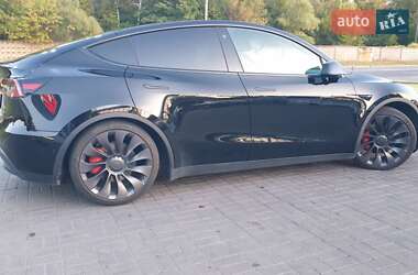 Позашляховик / Кросовер Tesla Model Y 2021 в 