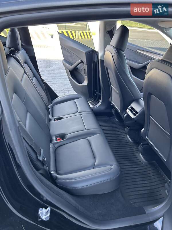 Позашляховик / Кросовер Tesla Model Y 2023 в Одесі